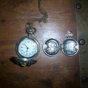 Moon & Star Jewel Quartz Analog Pocket Watch with Necklace Pendant Chain +Locket